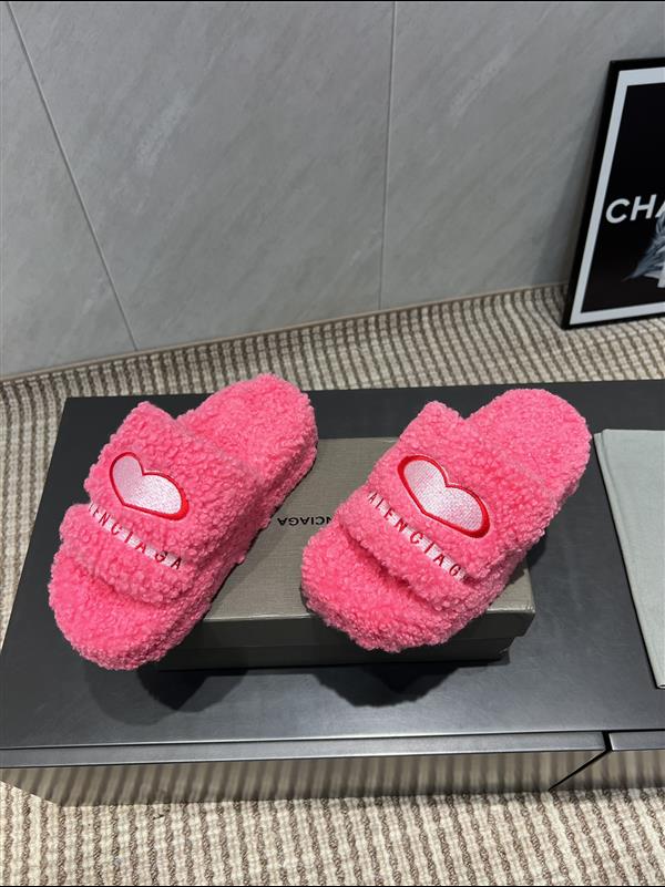 2025112818448554 210